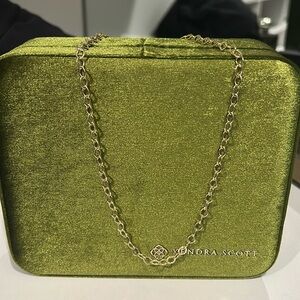 Kendra Scott — Kit Necklace in Gold — NWT